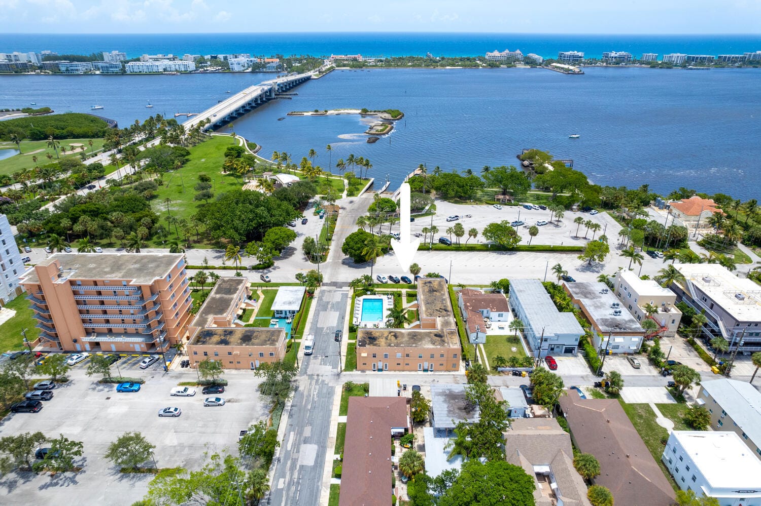 101 S Golfview Road 15, Lake Worth Beach, FL 33460