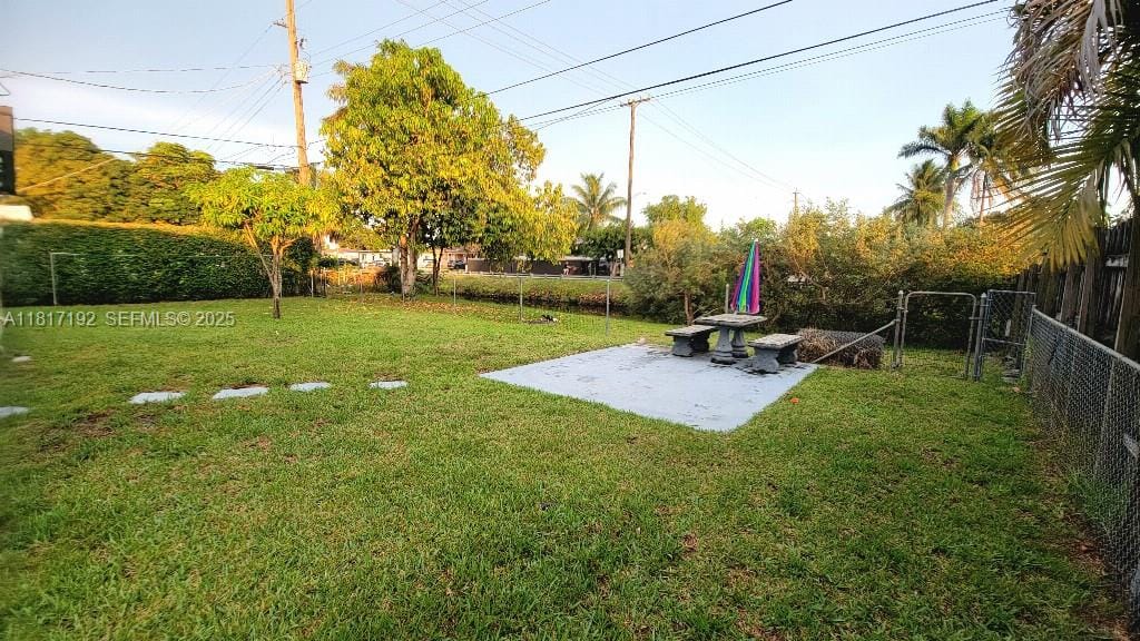 200 W 53rd Terrace, Hialeah, FL 33012 photo 13