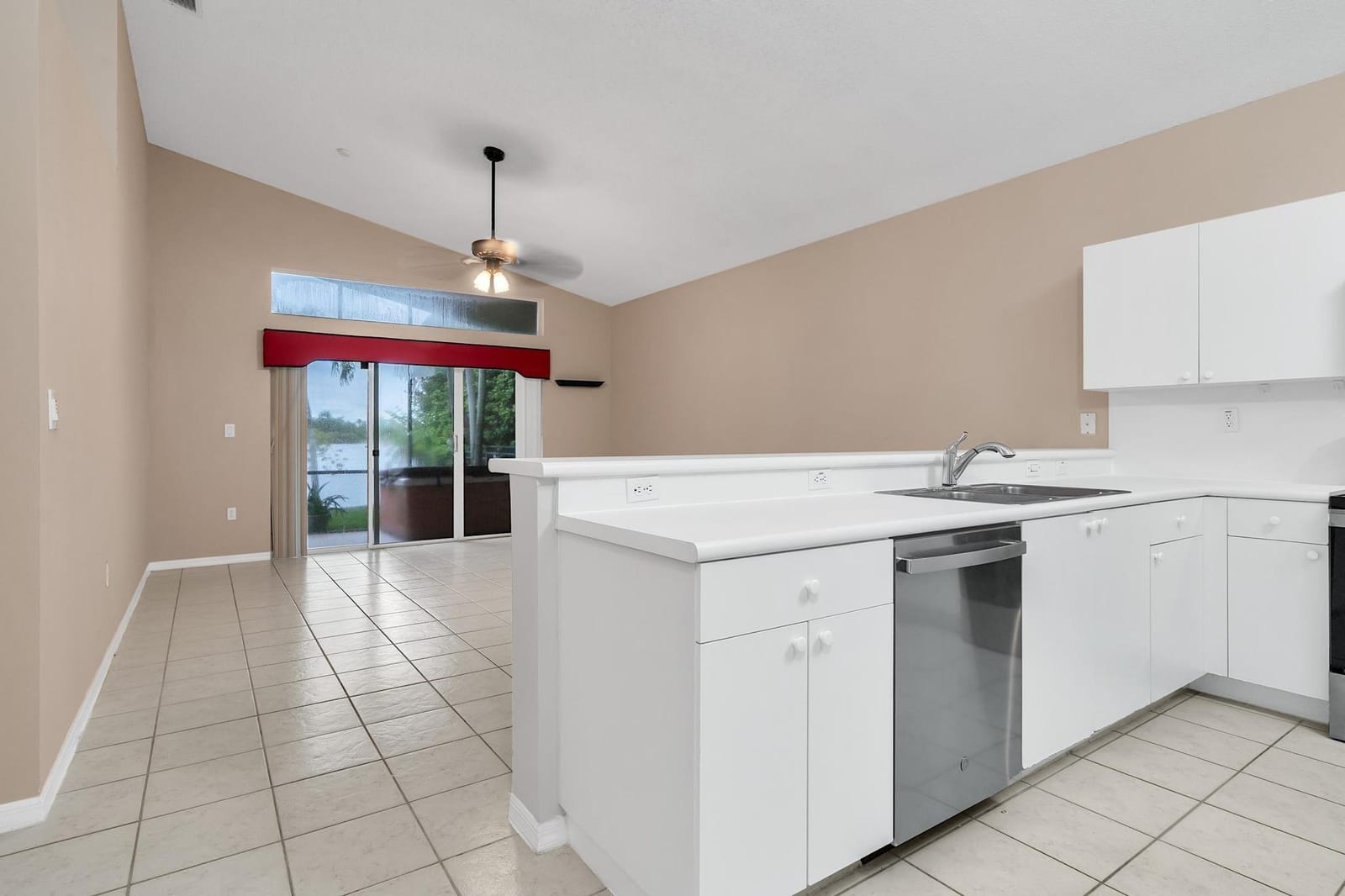 3336 SW 181st Terrace, Miramar, FL 33029 photo 13