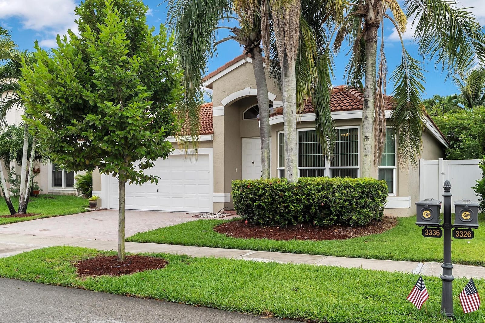 3336 SW 181st Terrace — photo 3