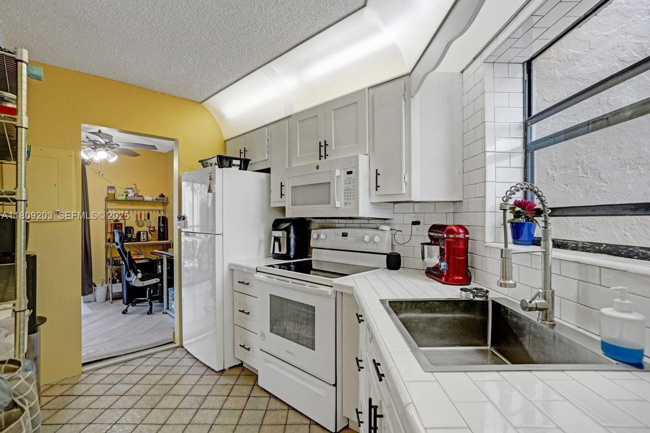 6555 W Broward Boulevard 412, Plantation, FL 33317 photo 12