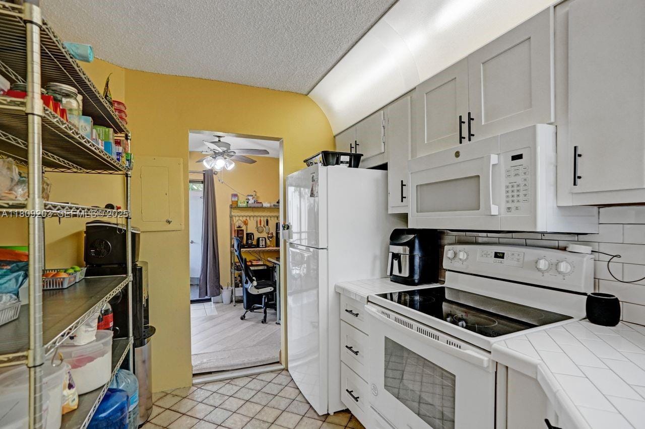 6555 W Broward Boulevard 412, Plantation, FL 33317 photo 13