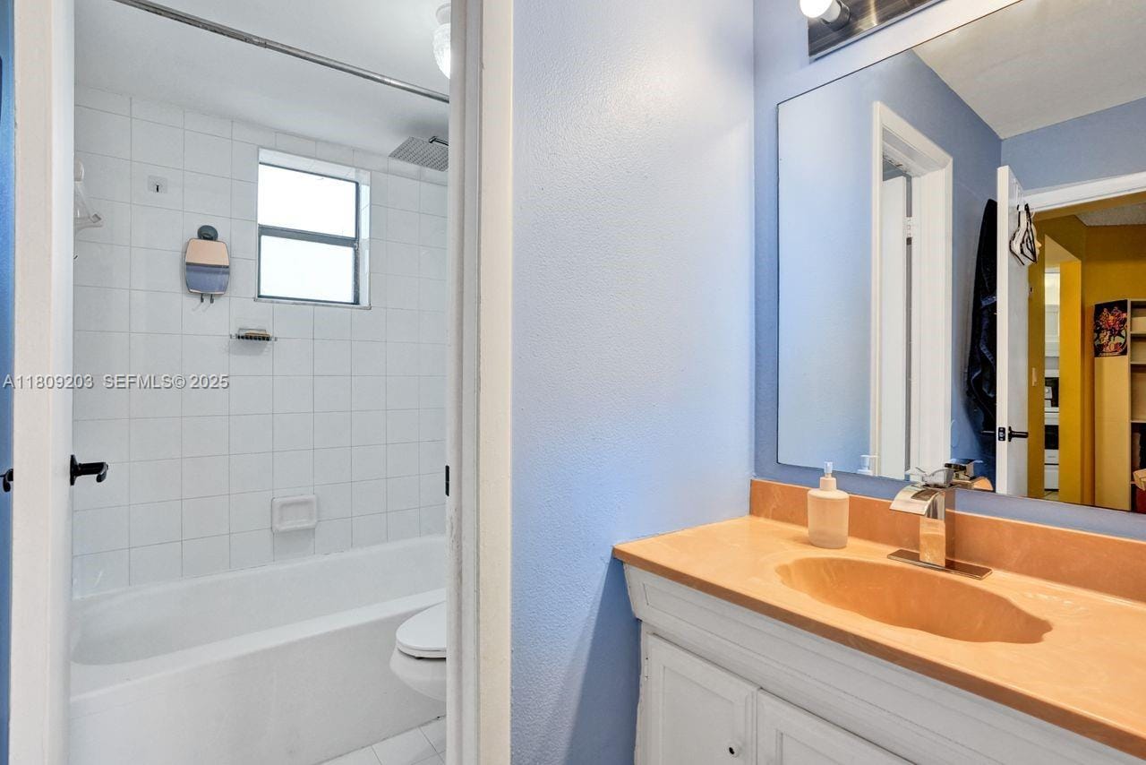 6555 W Broward Boulevard 412, Plantation, FL 33317 photo 8