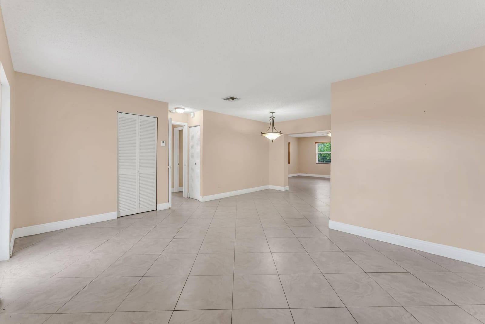 19130 SW 121st Avenue — photo 11