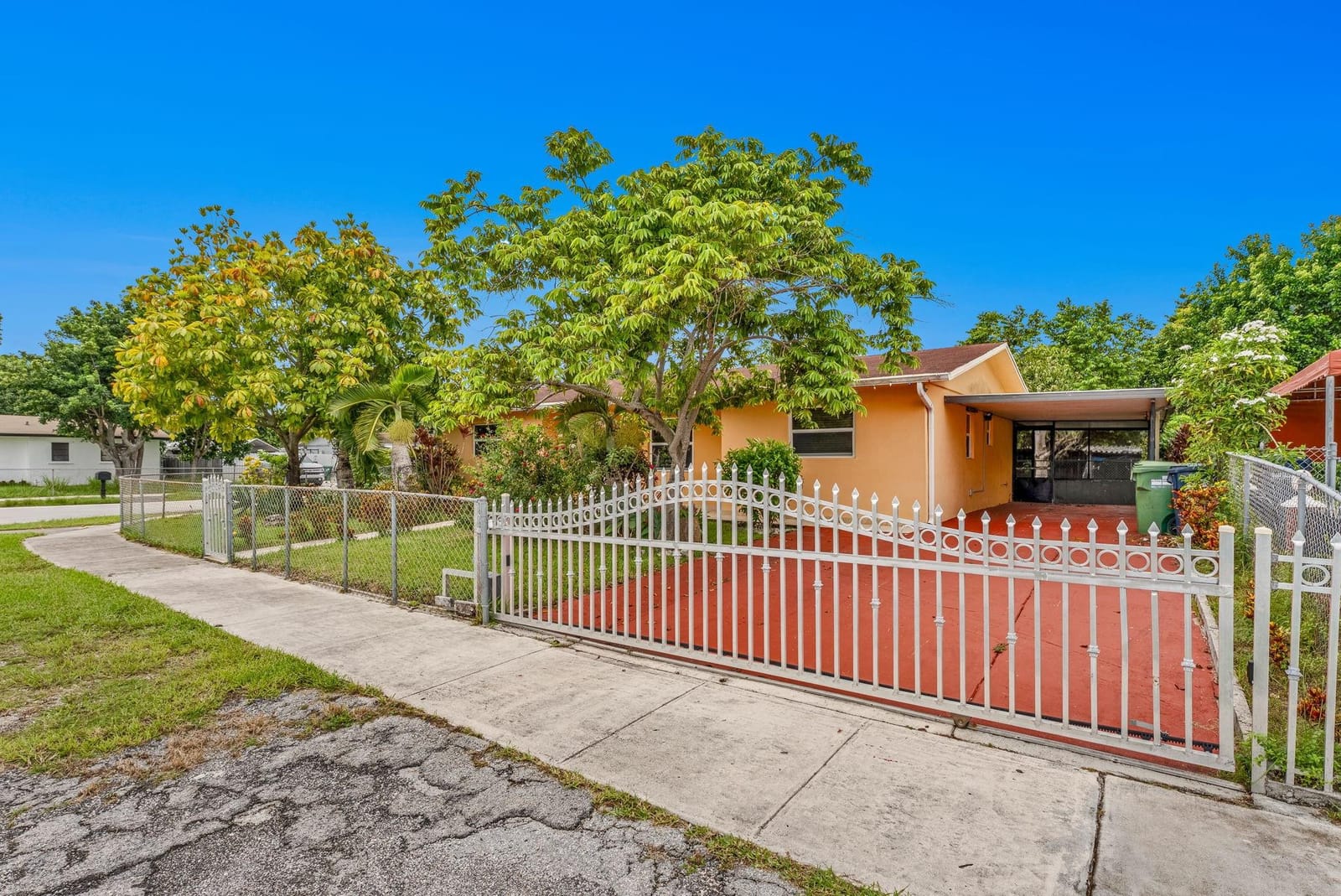 19130 SW 121st Avenue — photo 3