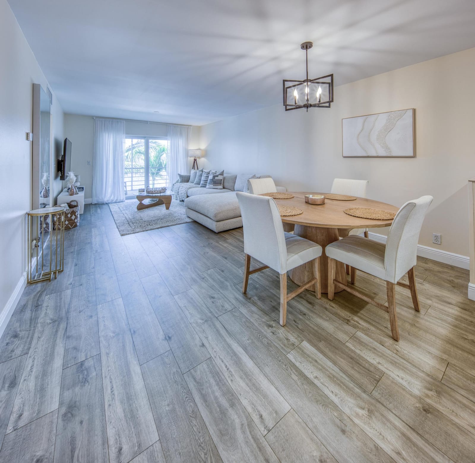 1428 S Lakeside Drive 31 — photo 2
