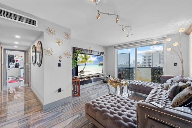 1345 Lincoln Road 1105, sold in Bayview Condo, Miami Beach, FL