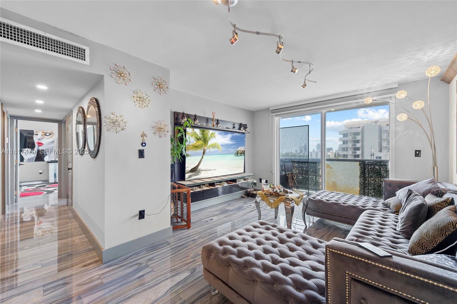 1345 Lincoln Road 1105, Miami Beach, FL 33139 photo 1