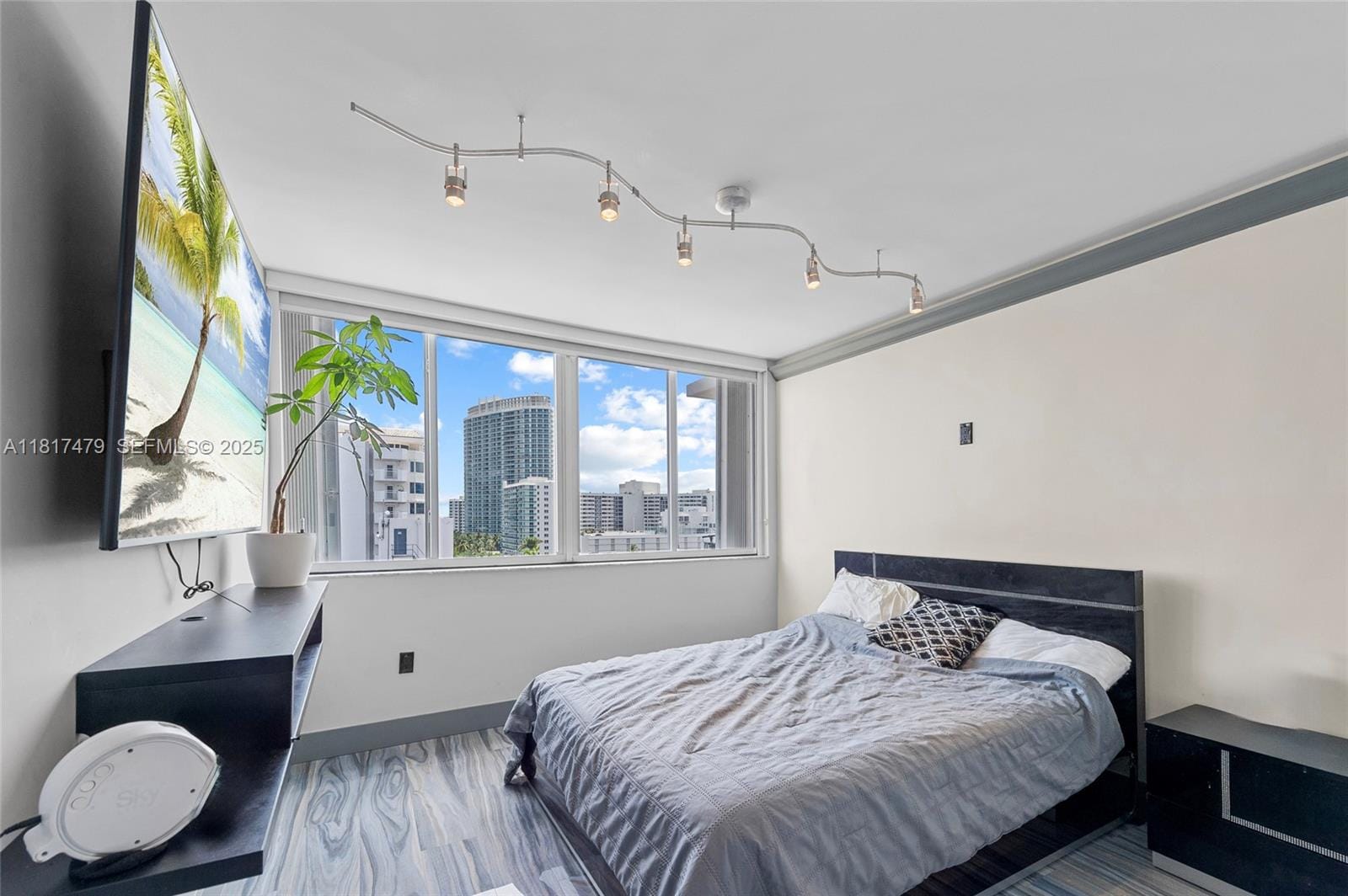 1345 Lincoln Road 1105, Miami Beach, FL 33139 photo 13