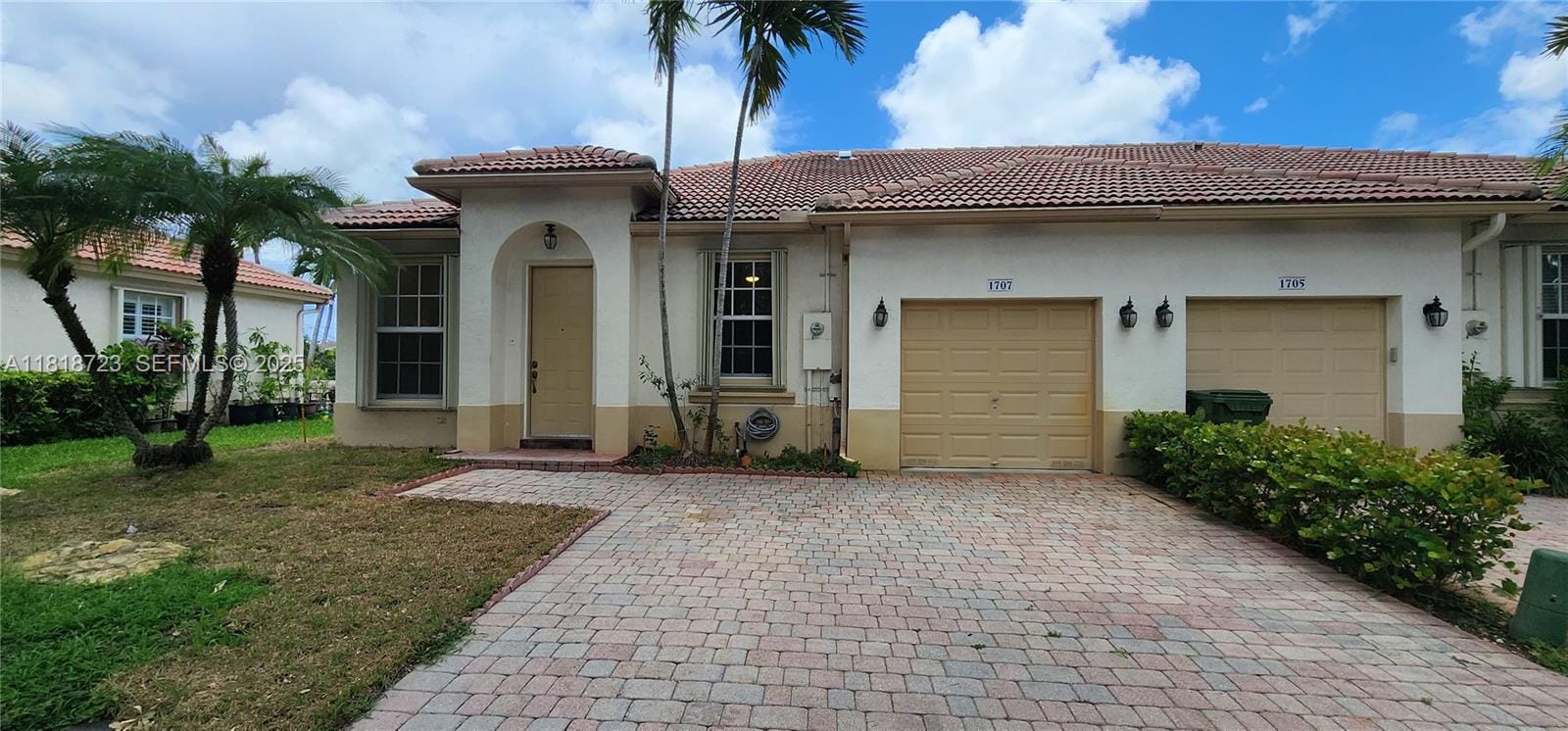 1707 NW 78th Way, Pembroke Pines, FL 33024 photo 1
