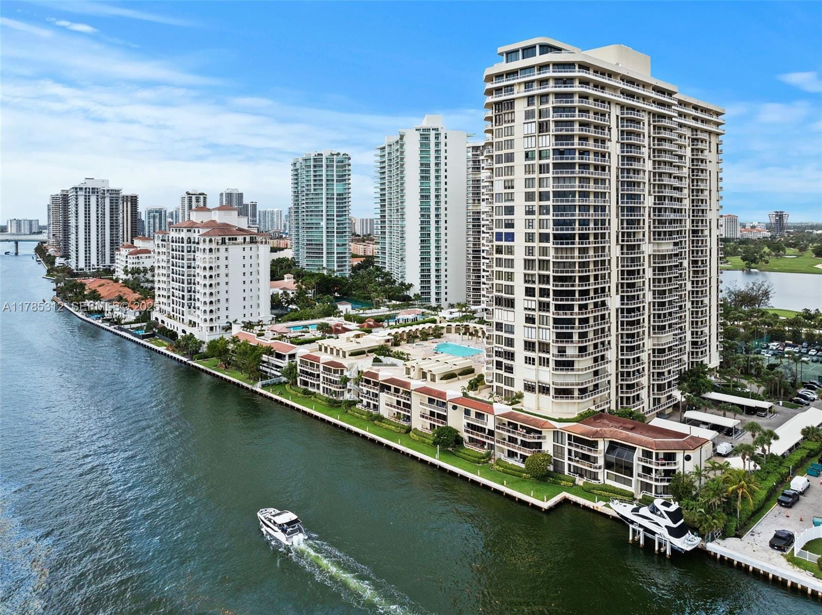 20191 E Country Club Drive TS3, Aventura, FL 33180