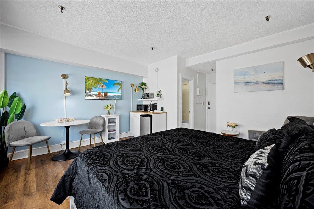 235 Sunrise Avenue 3008, Palm Beach, FL 33480 photo 5