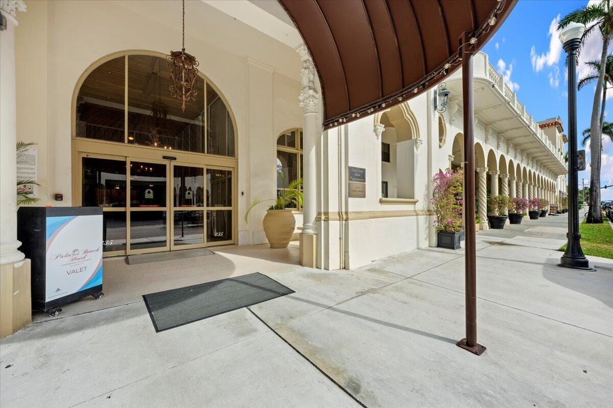 235 Sunrise Avenue 3008, Palm Beach, FL 33480 photo 8