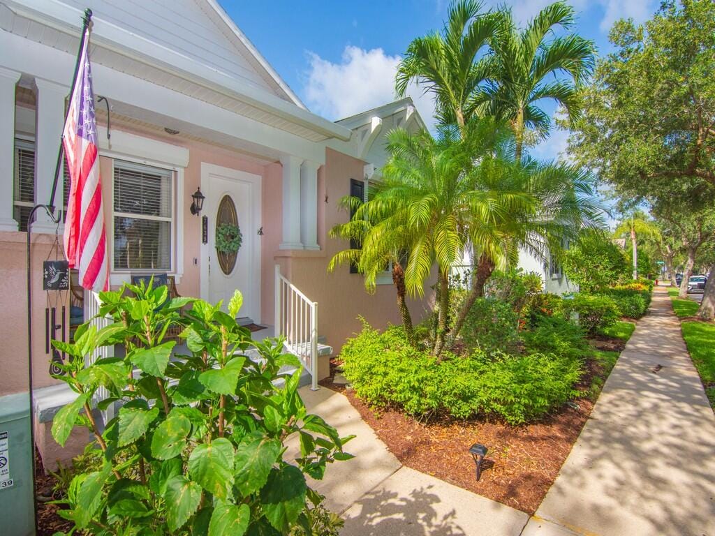 7639 15th Lane, Vero Beach, FL 32966 photo 2