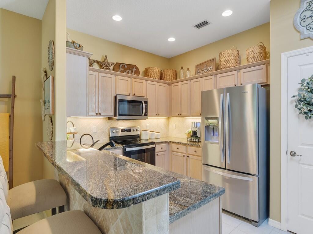 7639 15th Lane, Vero Beach, FL 32966 photo 9