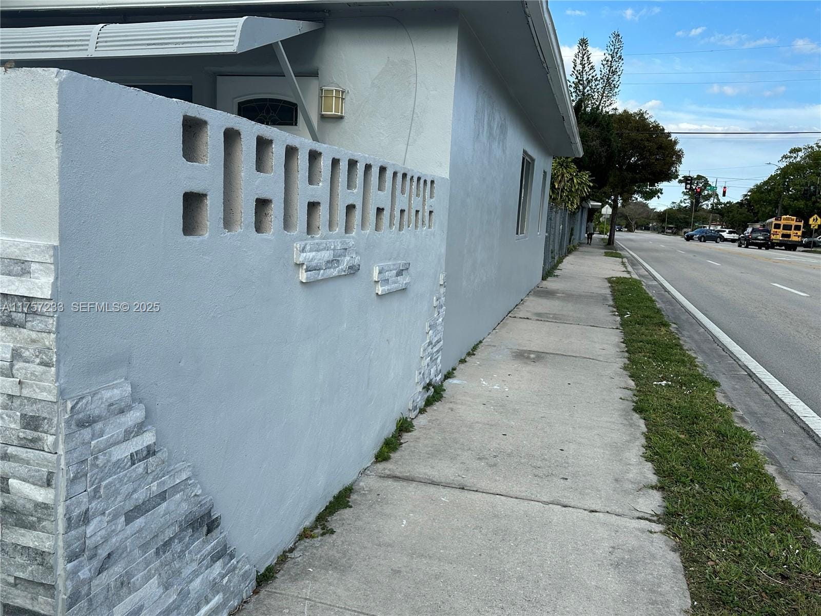 1300 NW 7th Terrace, Fort Lauderdale, FL 33311 photo 18