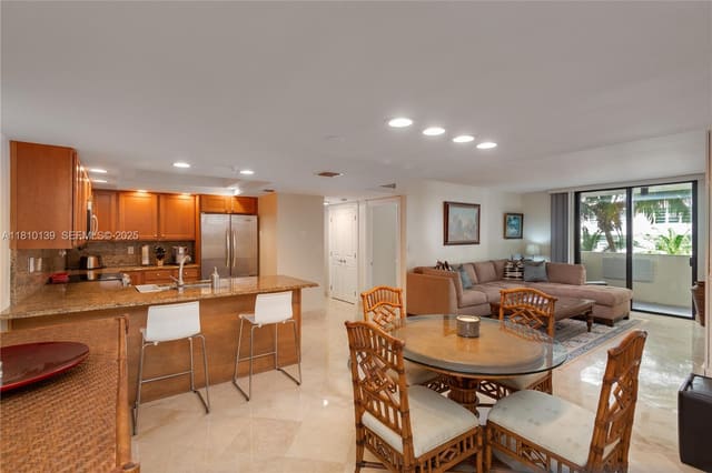 1623 Collins Avenue 509, Miami Beach, FL 33139