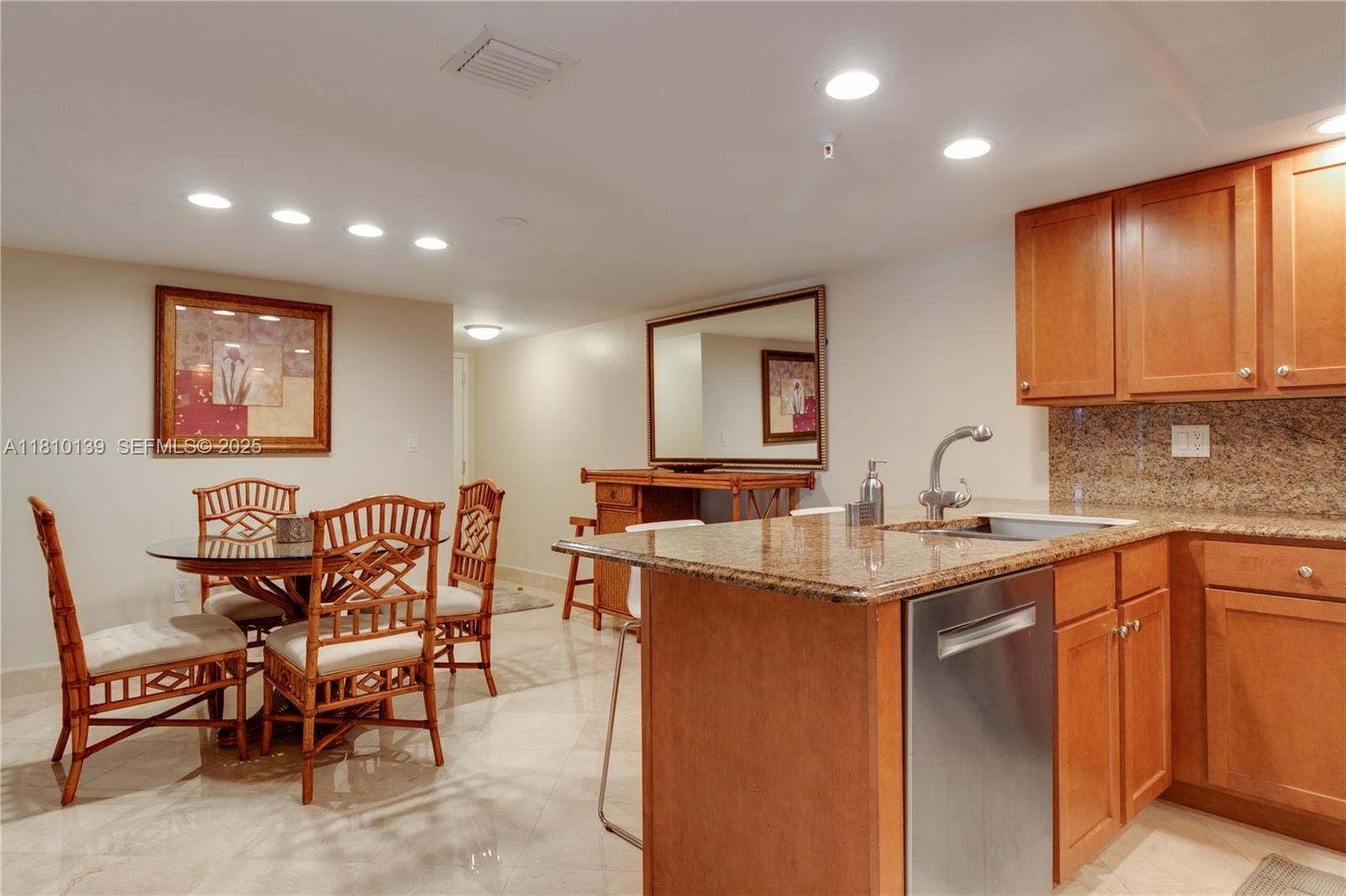 1623 Collins Avenue 509, Miami Beach, FL 33139 photo 7