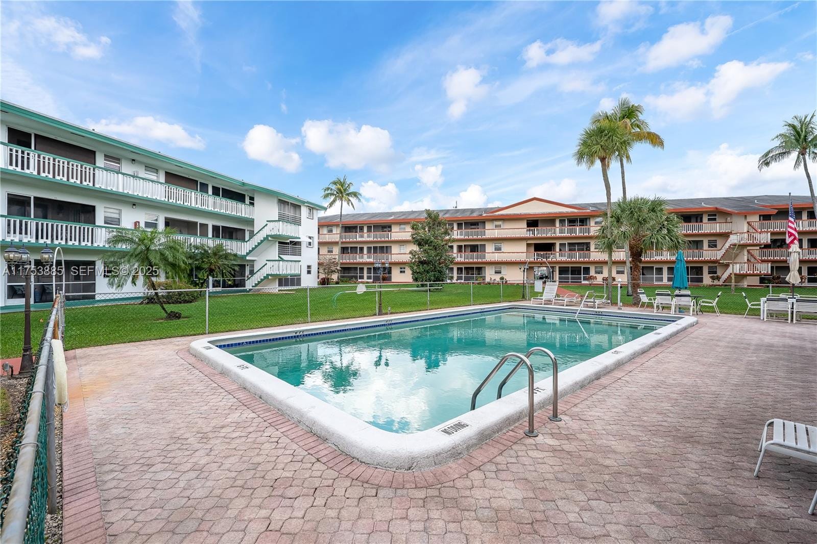 5300 Washington Street I308, Hollywood, FL 33021 photo 2