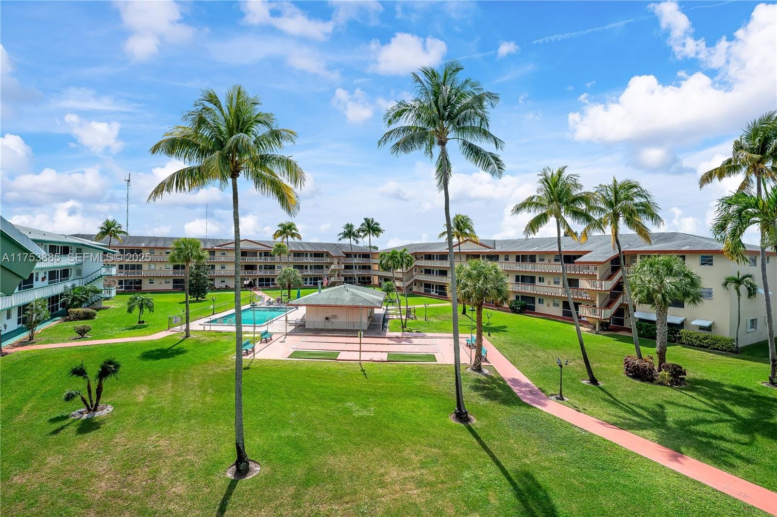 5300 Washington Street I308, Hollywood, FL 33021 photo 3
