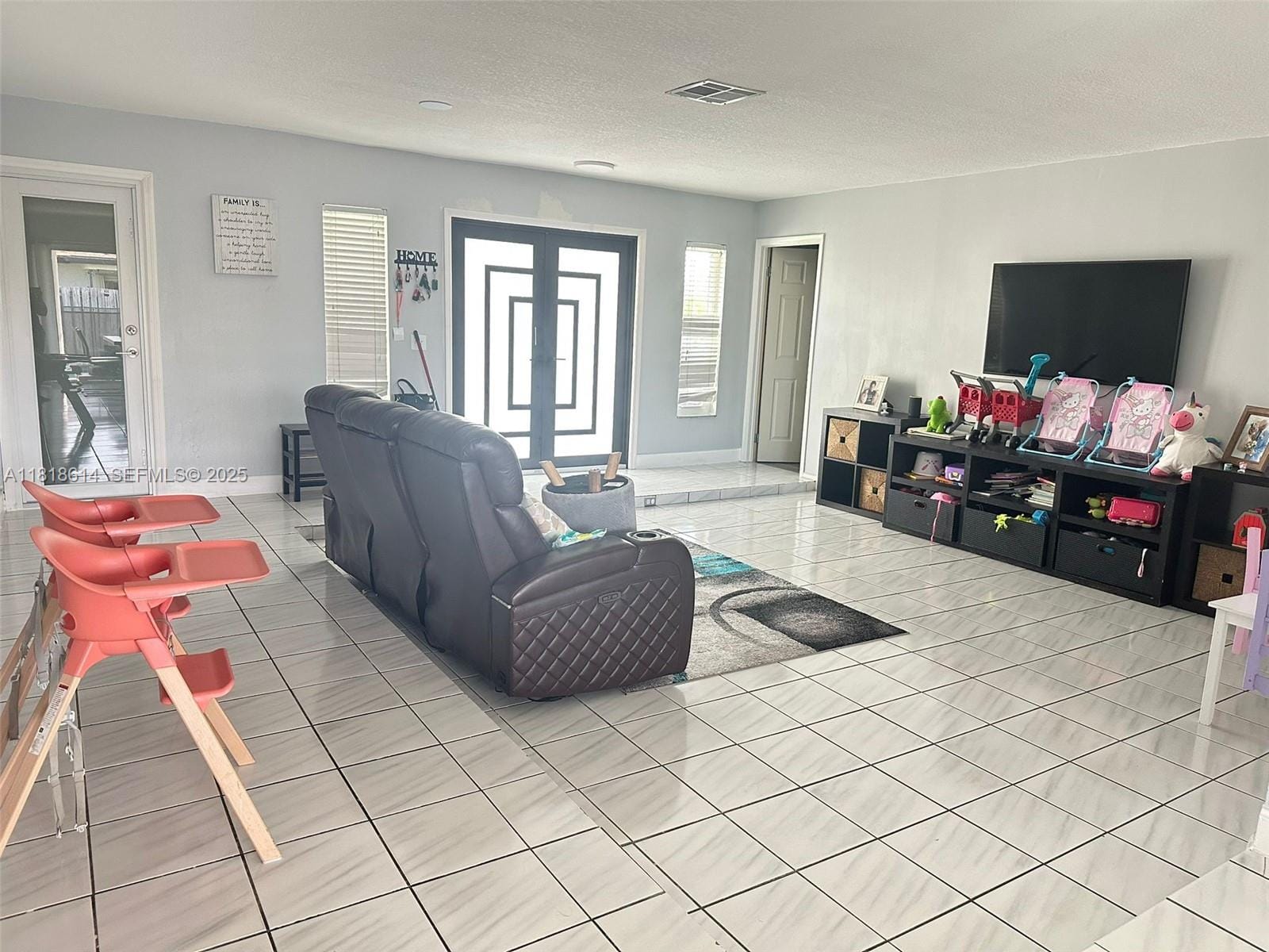11511 NW 30th Place — photo 3