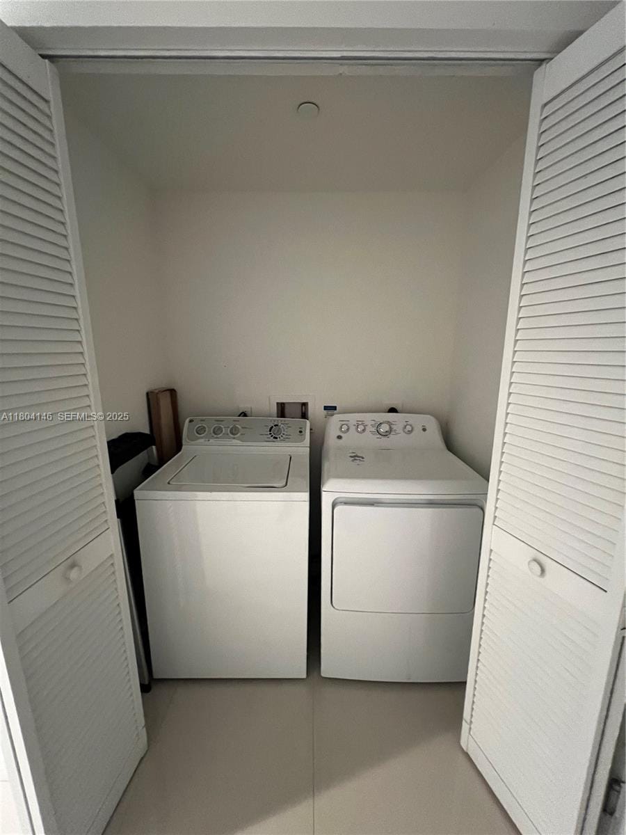 2600 E Hallandale Beach Boulevard T401, Hallandale Beach, FL 33009 photo 20