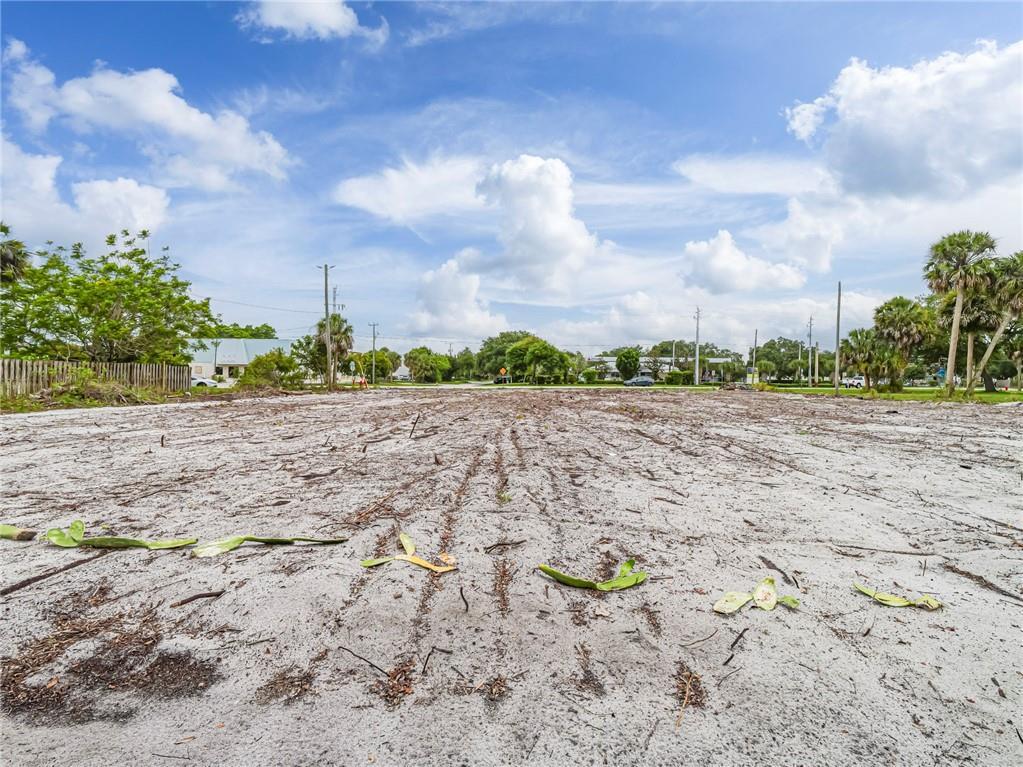 445 Old Dixie Highway, Vero Beach, FL 32962, Vero Beach