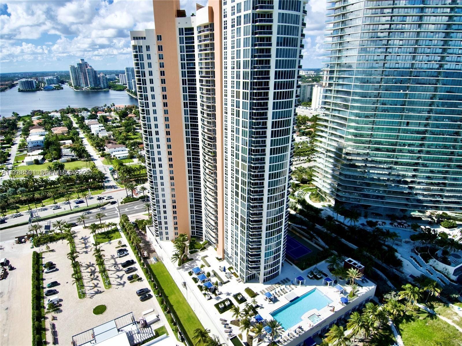 18911 Collins Avenue 2003, Sunny Isles Beach, FL 33160 photo 4
