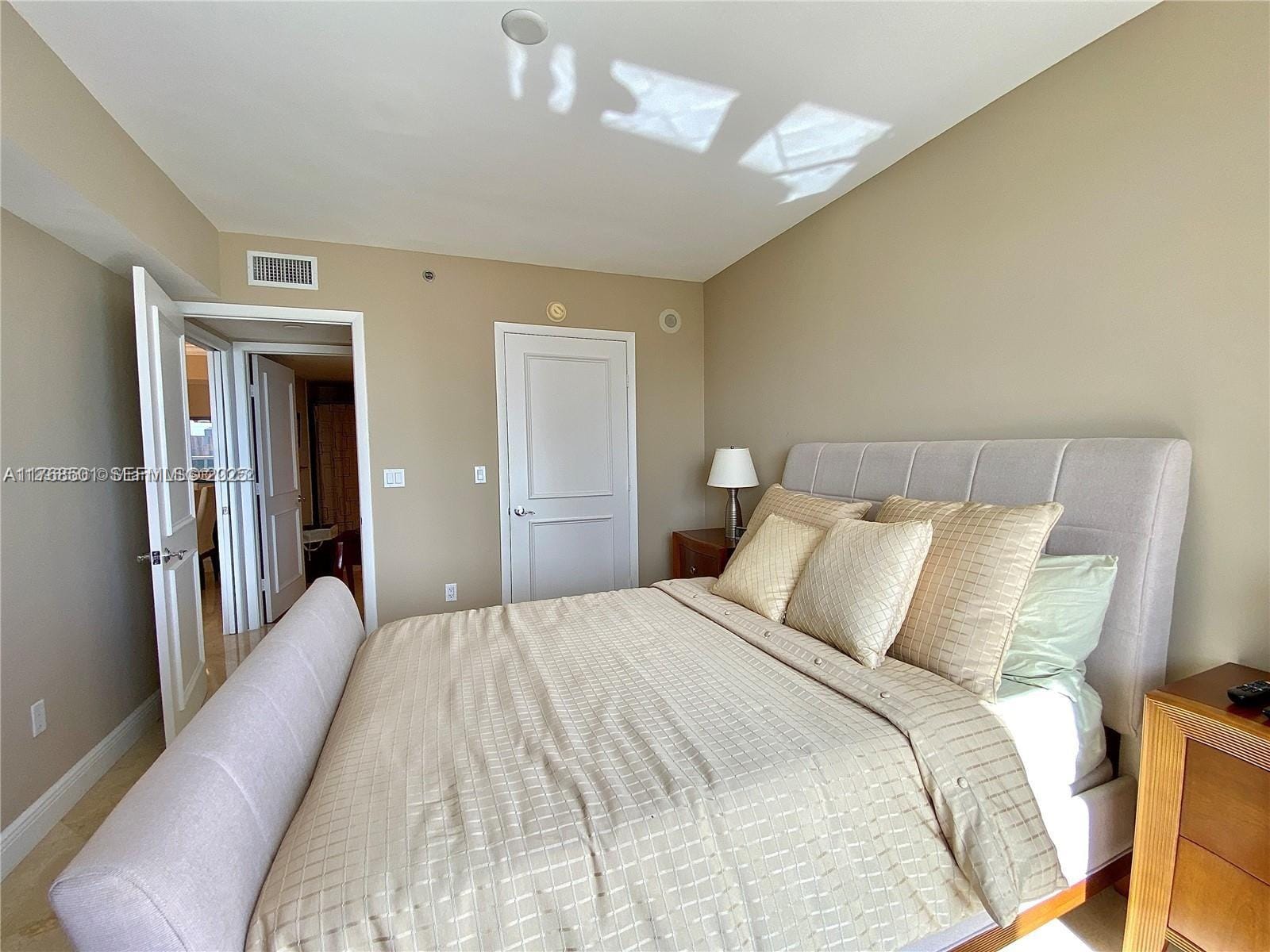 18911 Collins Avenue 2003, Sunny Isles Beach, FL 33160 photo 9