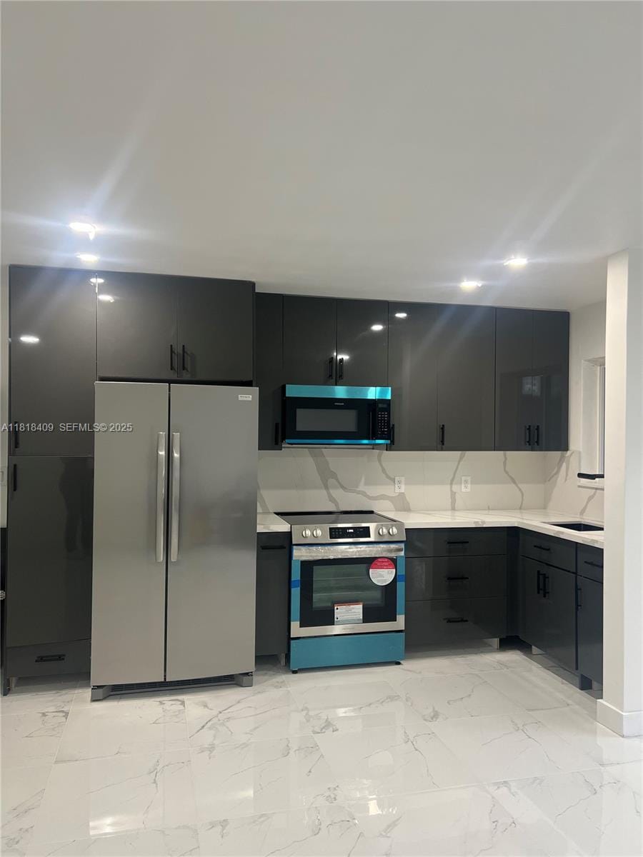 1818 Rodman Street 2D — photo 4