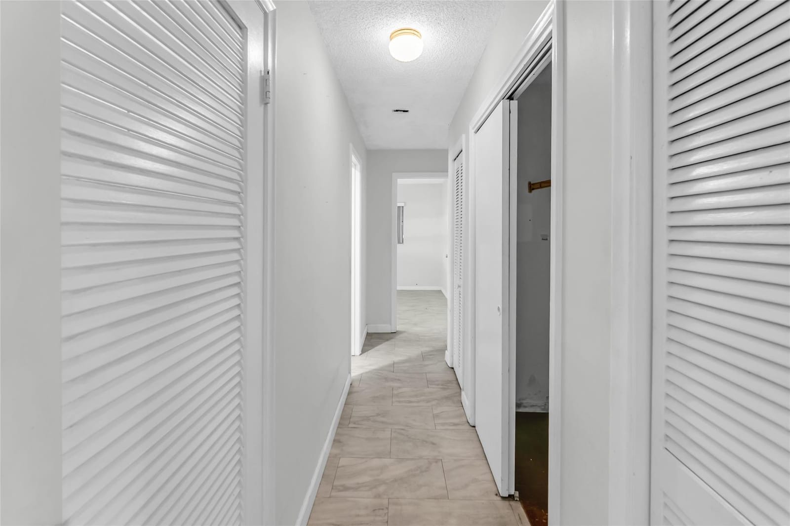436 SW Natura Avenue, Deerfield Beach, FL 33441 photo 23