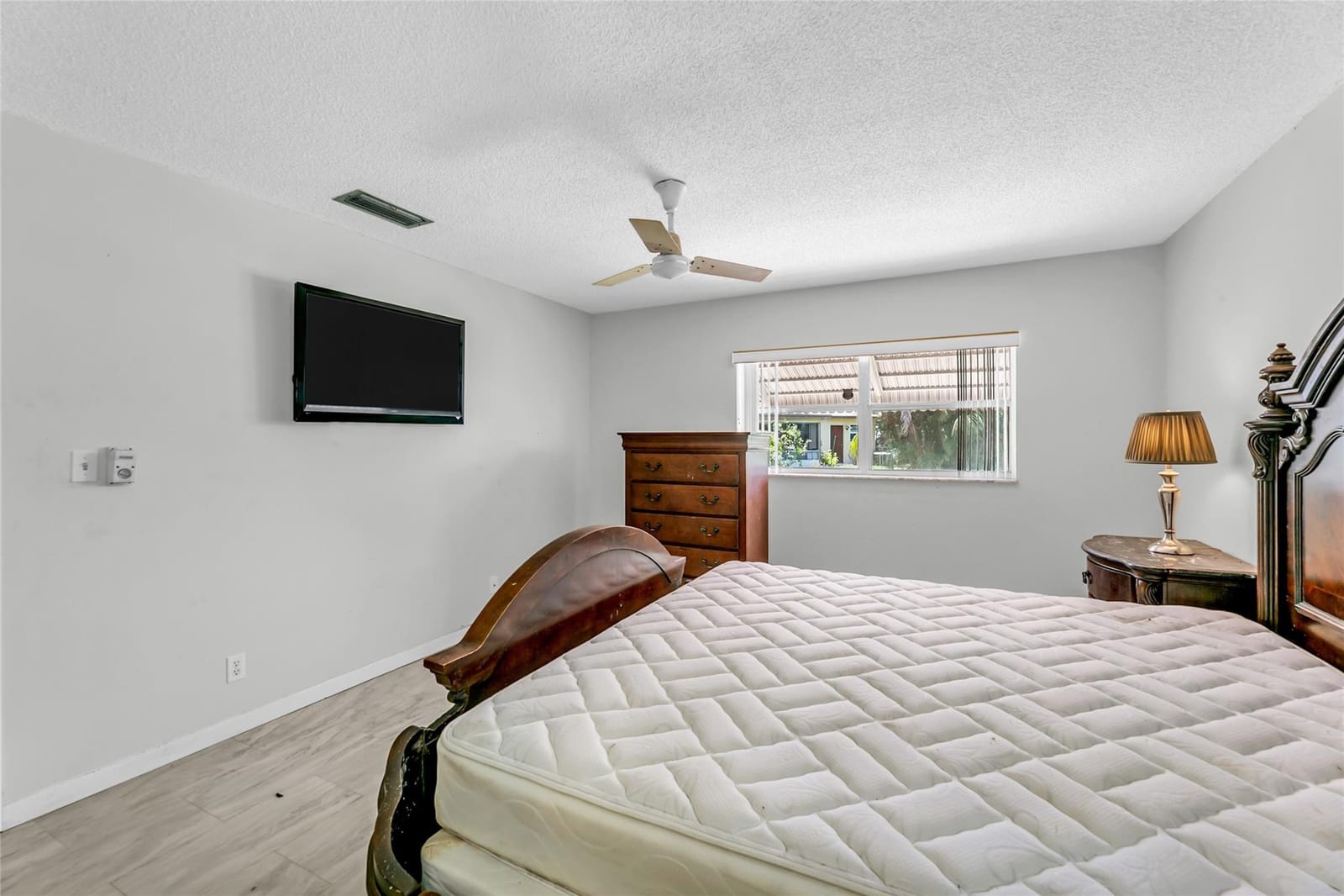 436 SW Natura Avenue — photo 10