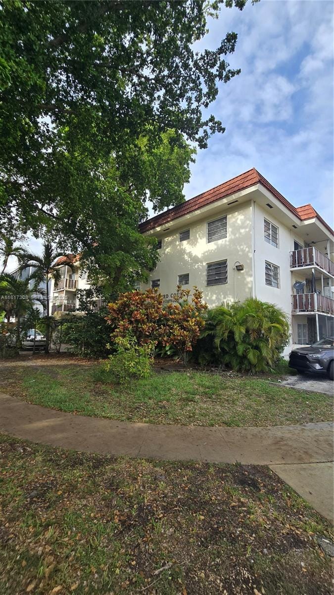 13655 NE 10th Avenue 108 — photo 2