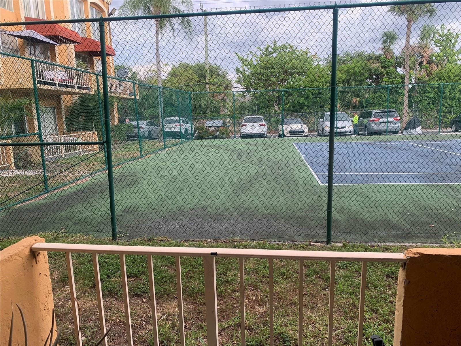 17911 NW 68th Avenue O104, Hialeah, FL 33015 photo 11