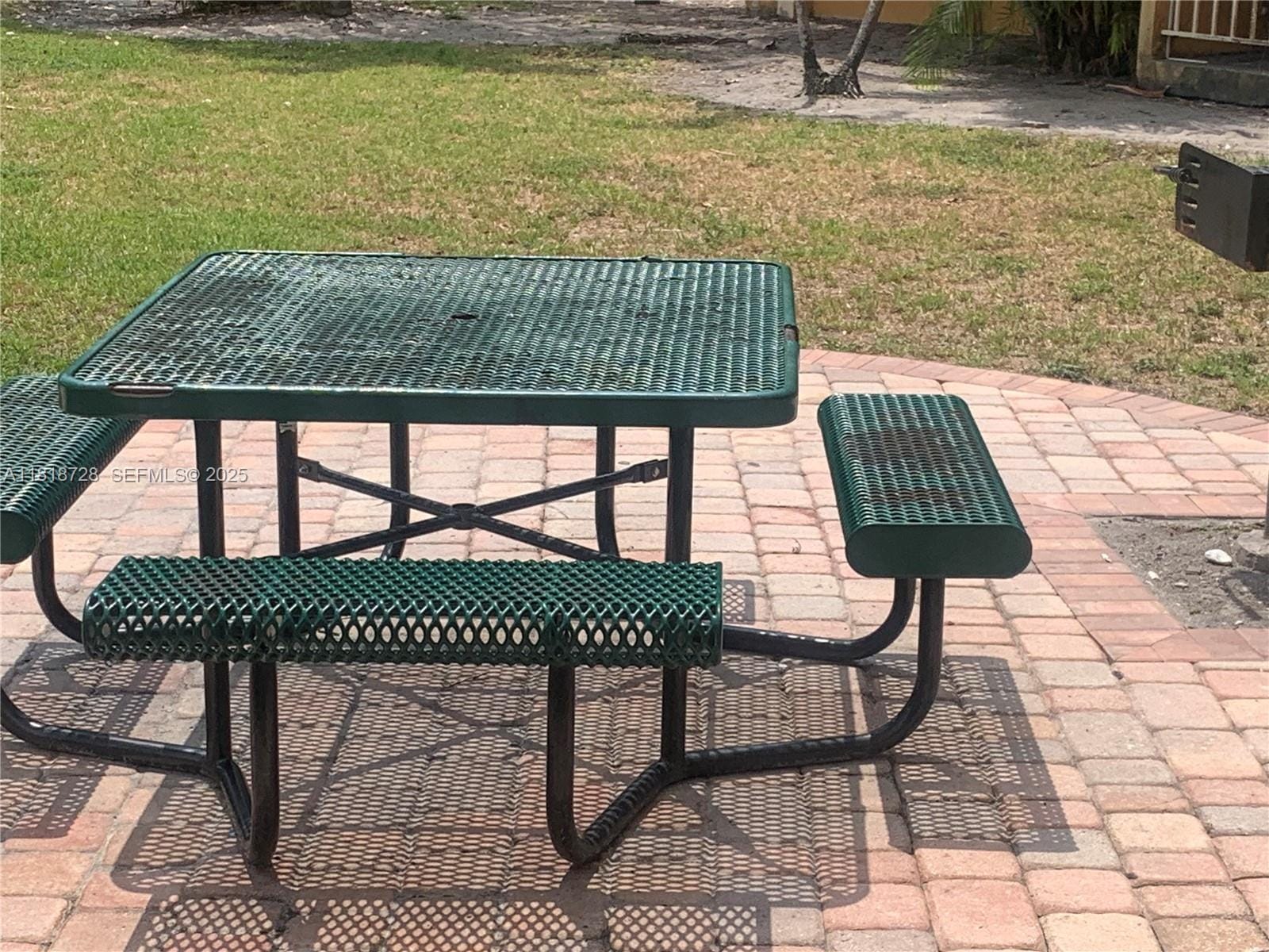 17911 NW 68th Avenue O104, Hialeah, FL 33015 photo 24