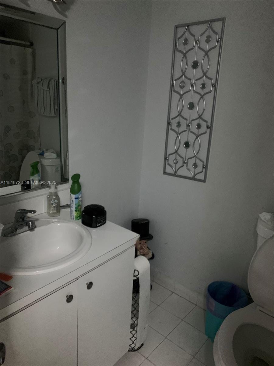 17911 NW 68th Avenue O104, Hialeah, FL 33015 photo 7