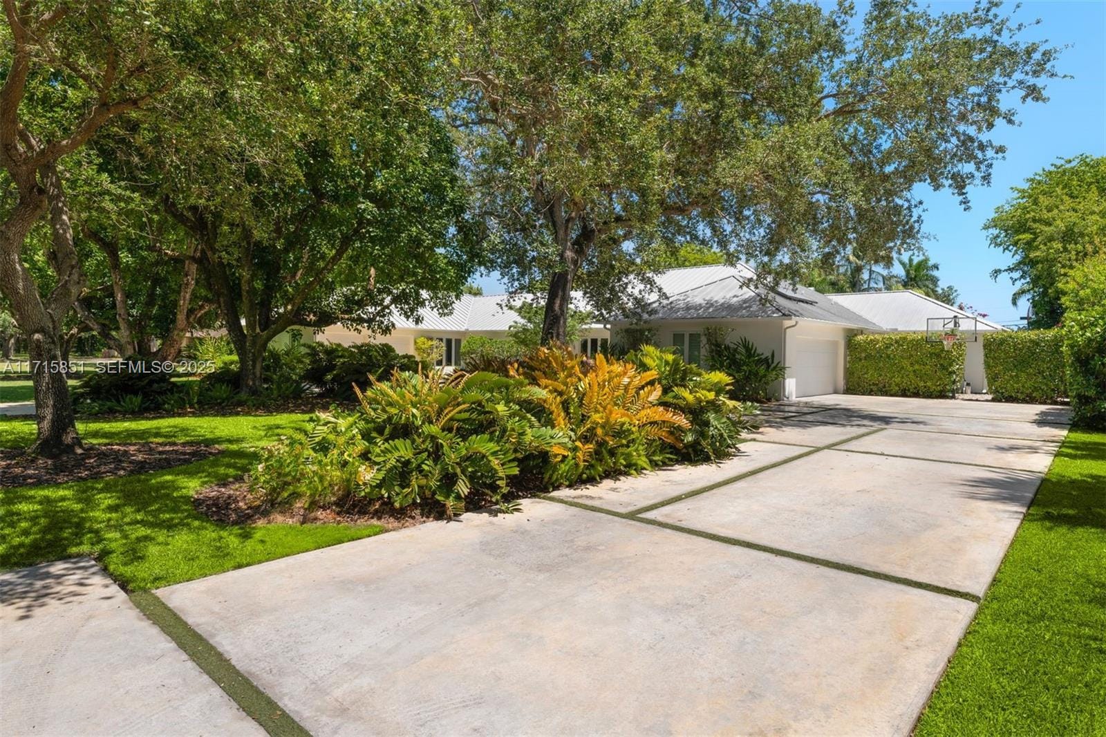 6424 SW 109th Street, Pinecrest, FL 33156 photo 2
