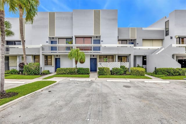1100 SE 5th Court 87, Pompano Beach, FL 33060