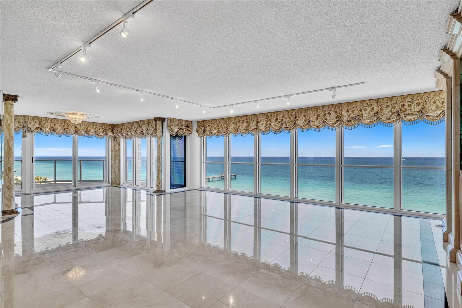 16445 Collins Avenue 1026, Sunny Isles Beach, FL 33160 photo 2