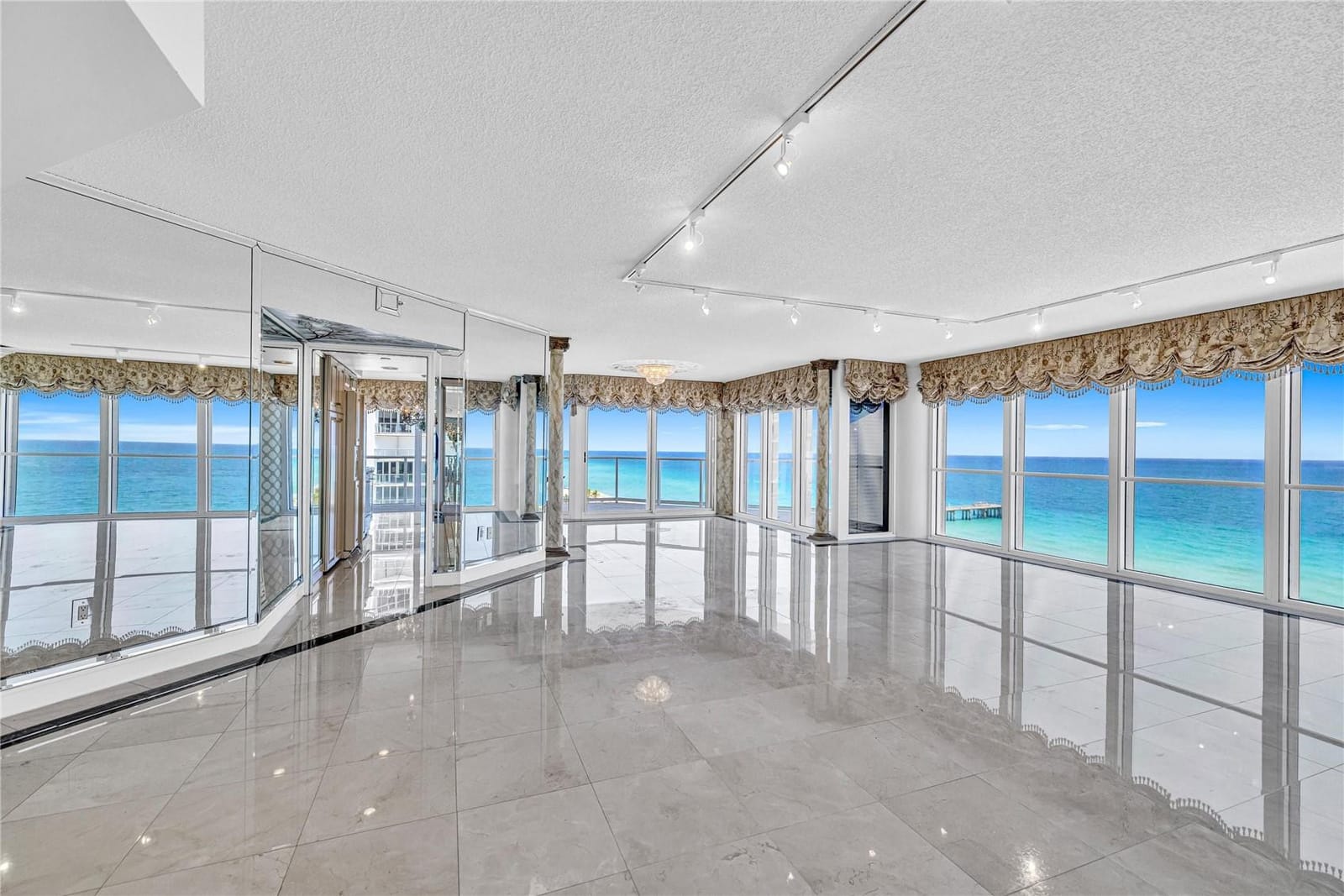 16445 Collins Avenue 1026, Sunny Isles Beach, FL 33160 photo 3