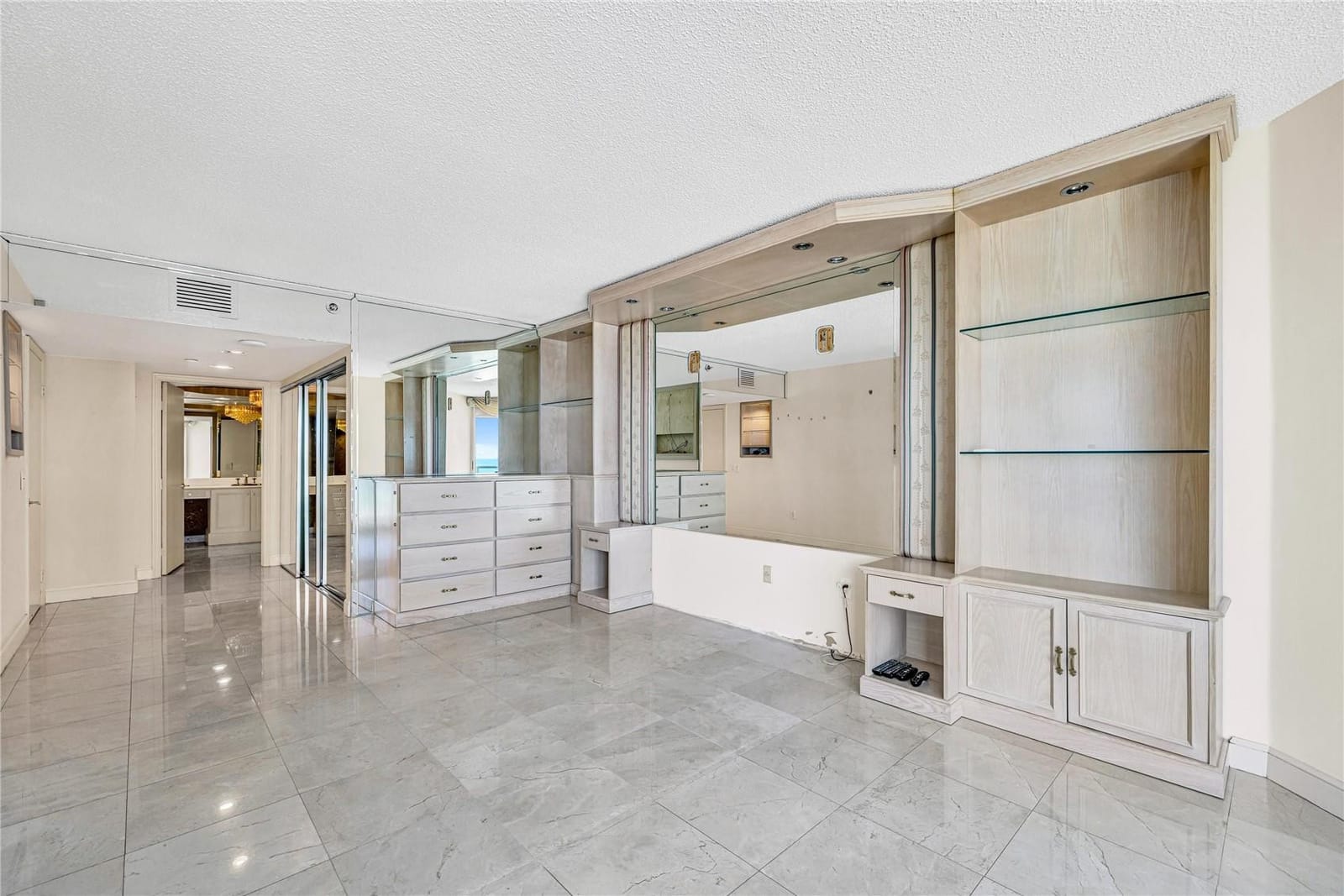 16445 Collins Avenue 1026, Sunny Isles Beach, FL 33160 photo 8