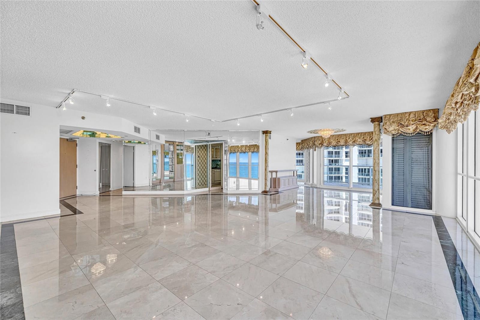 16445 Collins Avenue 1026, Sunny Isles Beach, FL 33160 photo 9