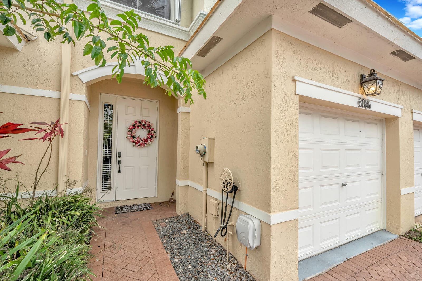 6086 Seminole Gardens Circle, Riviera Beach, FL 33418 photo 3