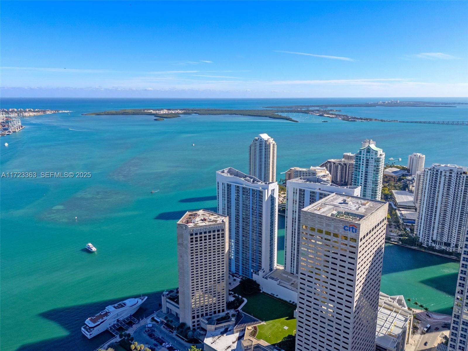 325 S Biscayne Boulevard 3726, Miami, FL 33131 photo 29