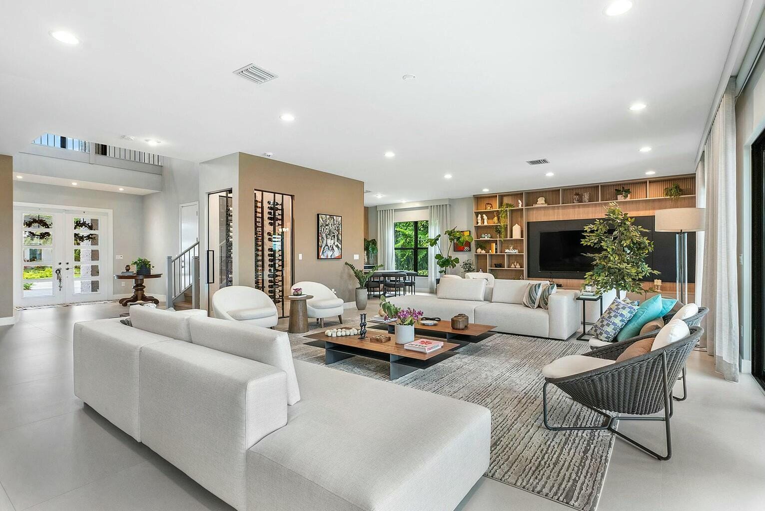 8635 Dearborn River Way — photo 6