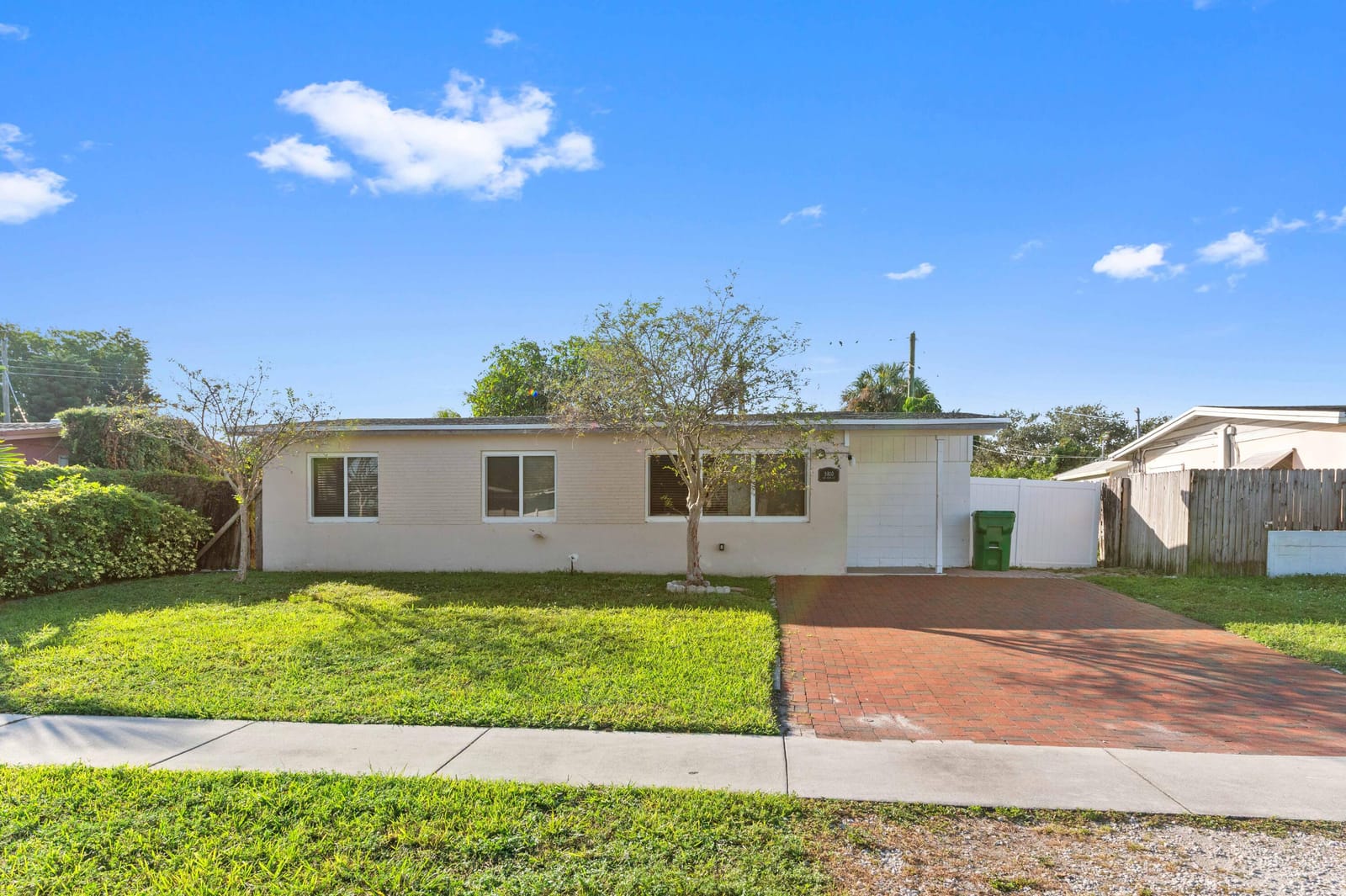 5810 SW 38th Court, Davie, FL 33314 photo 2