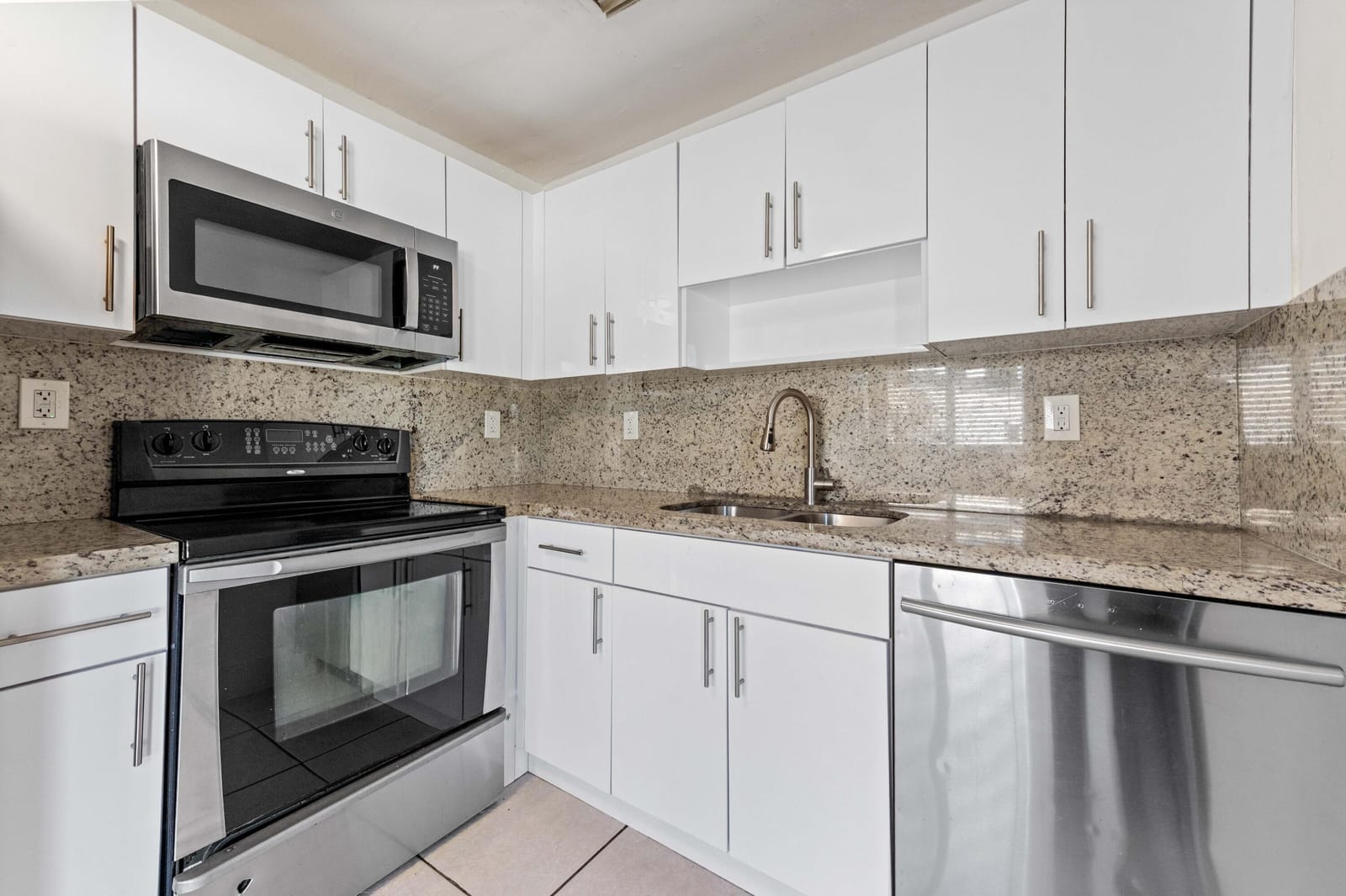 5810 SW 38th Court, Davie, FL 33314 photo 10