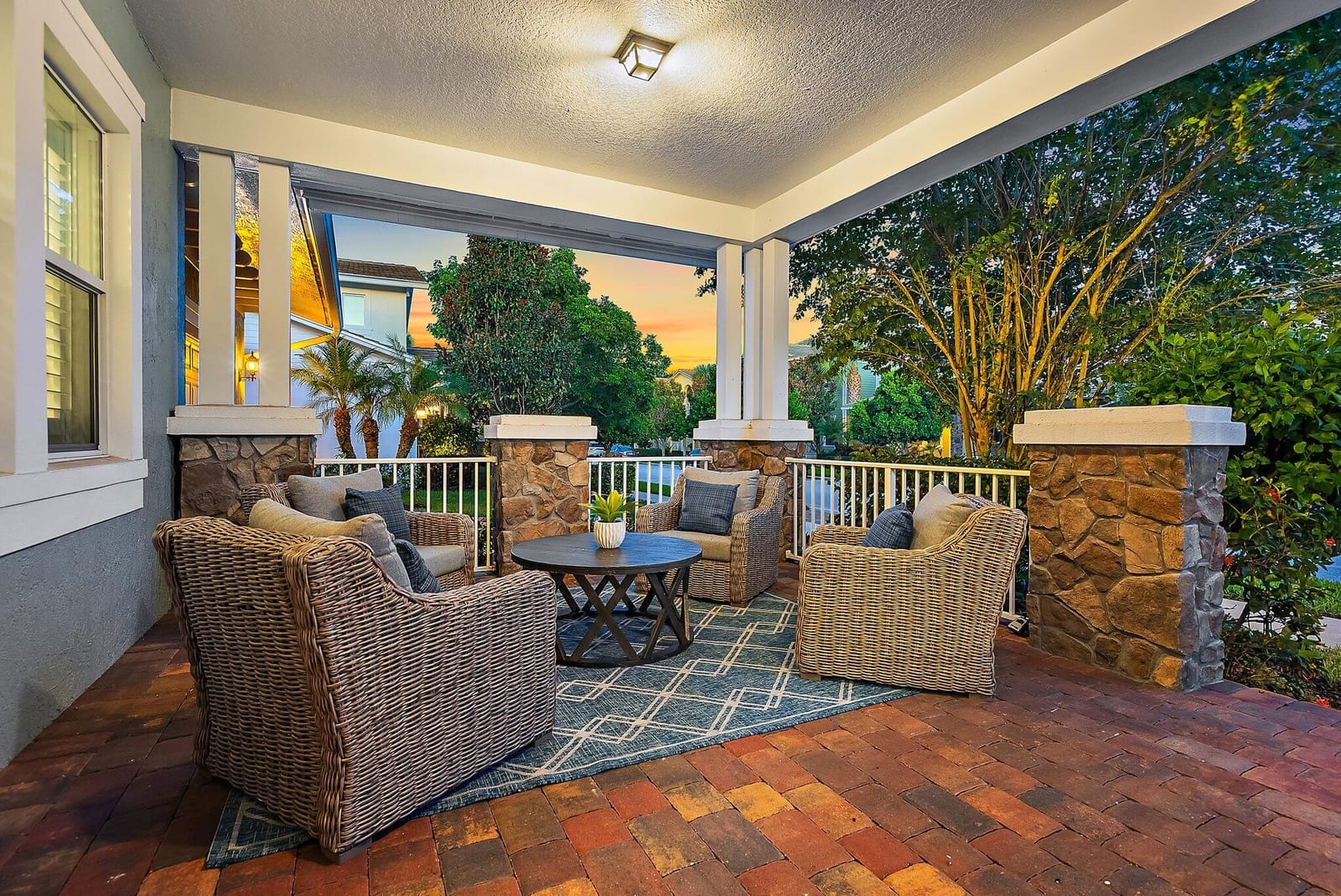 1123 Sweet Hill Drive — photo 2