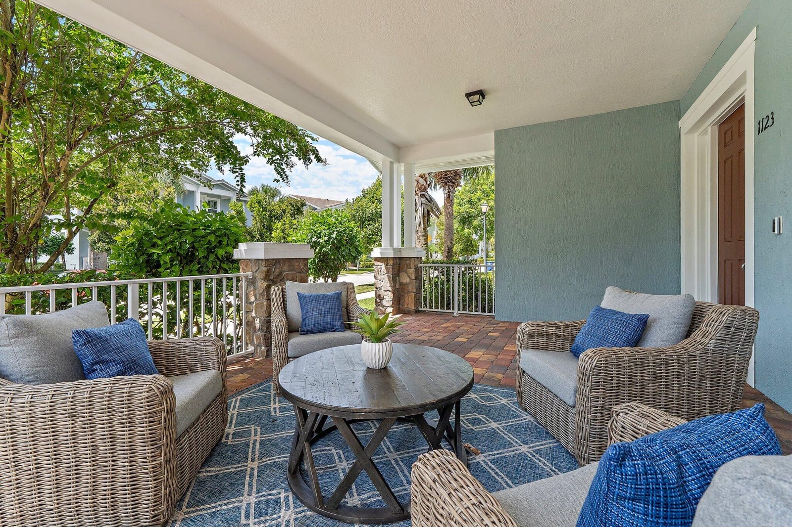 1123 Sweet Hill Drive — photo 3