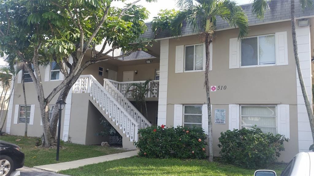 510 SW 15th Street 106, Pompano Beach, FL 33060